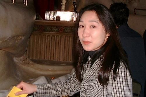 walk along with Young Jin Park to the Falsk Pub, to Harrods, to the Millennium DOME and at least to Gerrard Street in China Town